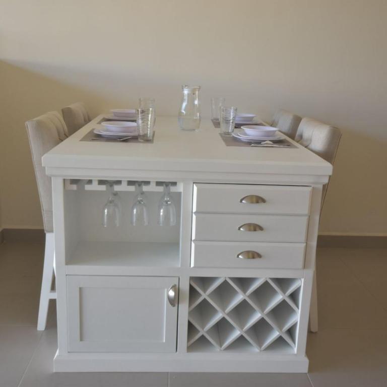 Modern stylish apt. steps away from the beach - Apartamento de 1 dormitorio - 2