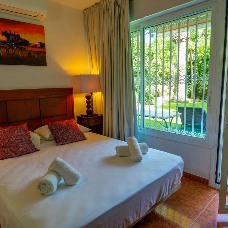 Beach Apartment Garden Vinyet by Hello Homes Sitges - Apartamento - 21
