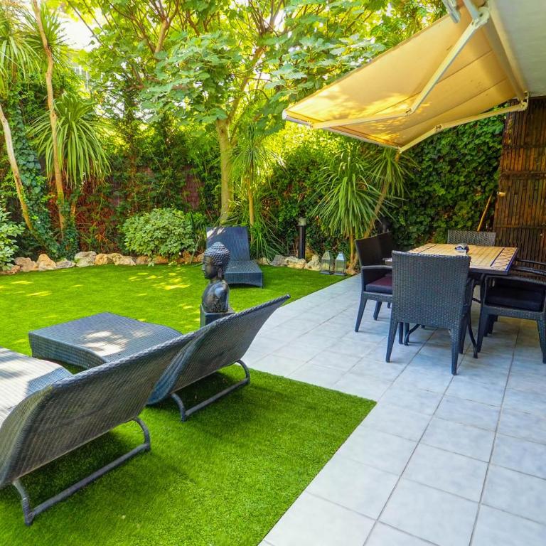 Beach Apartment Garden Vinyet by Hello Homes Sitges - Apartamento - 14