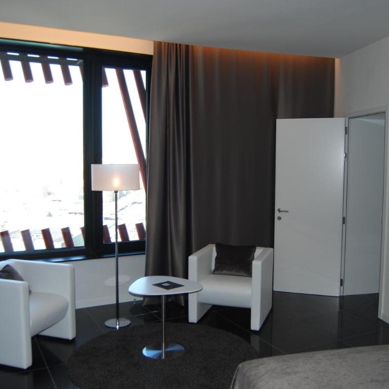 Hotel Porta Fira 4* Sup - Habitación Familiar (2 adultos y 2 niños) - 3