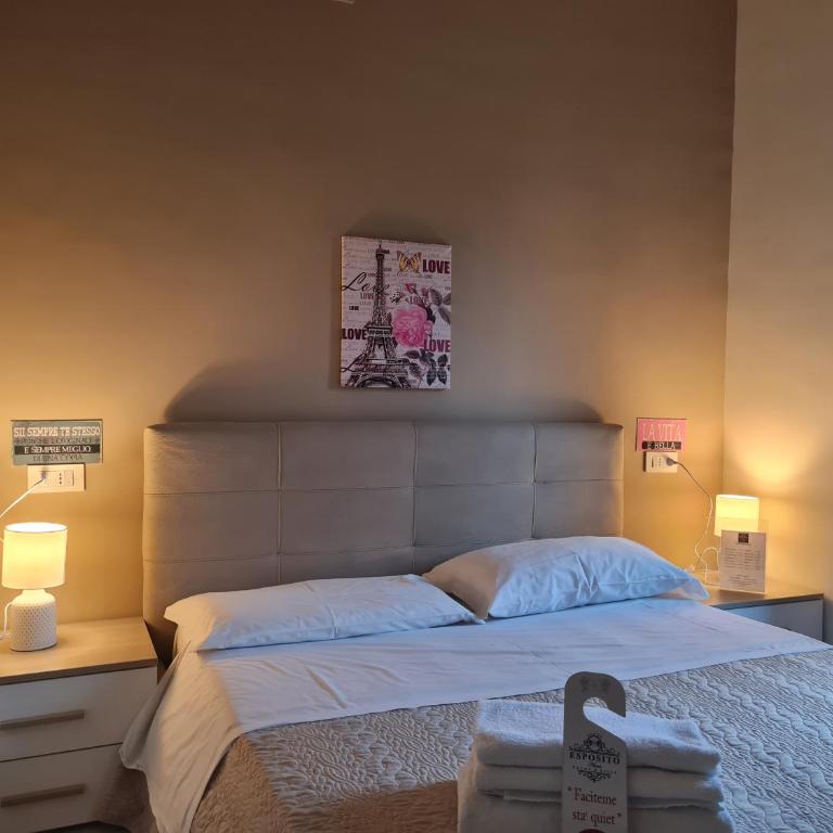 ESPOSITO PLAZA- ROOMS & SUITE - Camera Matrimoniale - 1