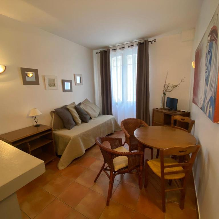 Anne de la Maison Blanche - Appartement - Rez-de-Chaussée - 1