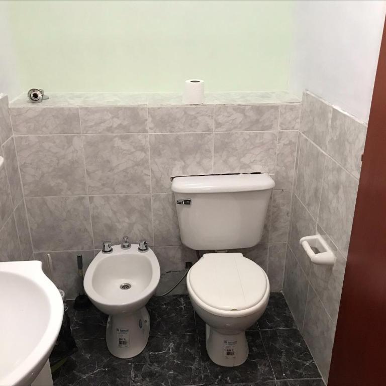 Apart Eva Luna Departamentos y Habitaciones con baño privado - Habitación Doble - 3