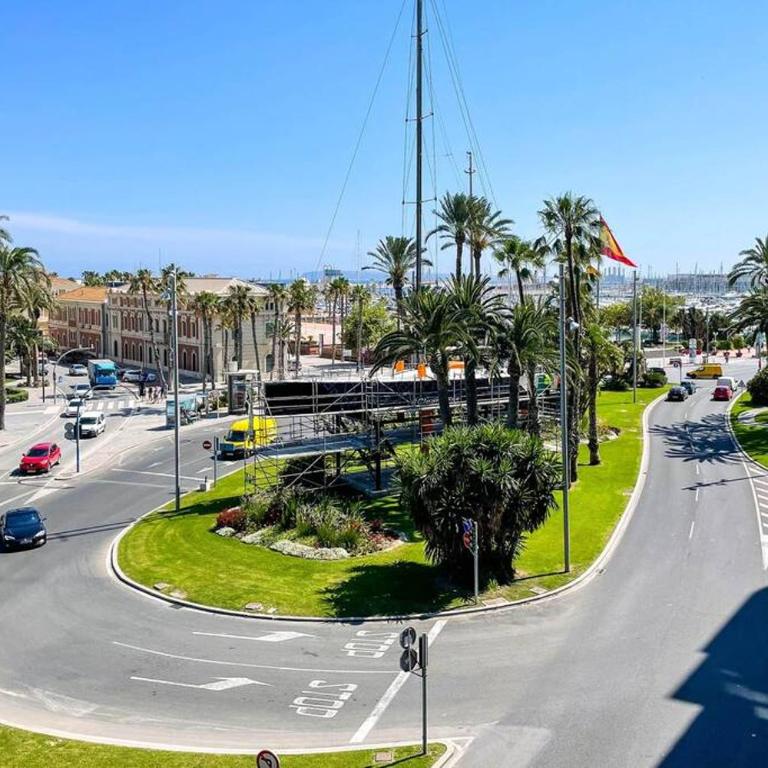 Vistas de ensueño a 1 min andando del Postiguet - Three-Bedroom Apartment - 5