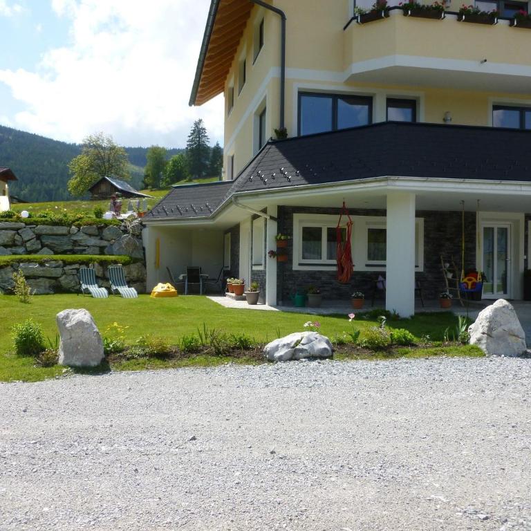 Ferienwohnung Bergblick - Two-Bedroom Apartment with Terrace - 22
