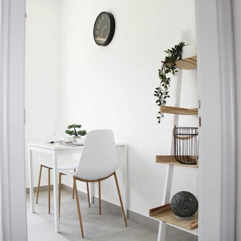 New & Modern Apartment with Beautiful Lake View! - Appartamento con 1 Camera da Letto - 7