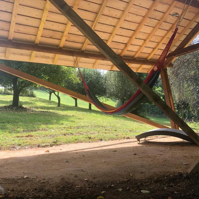 Havre de paix et de verdure proche Walibi et A43 - 4 étoiles - Maison 3 Chambres - 16