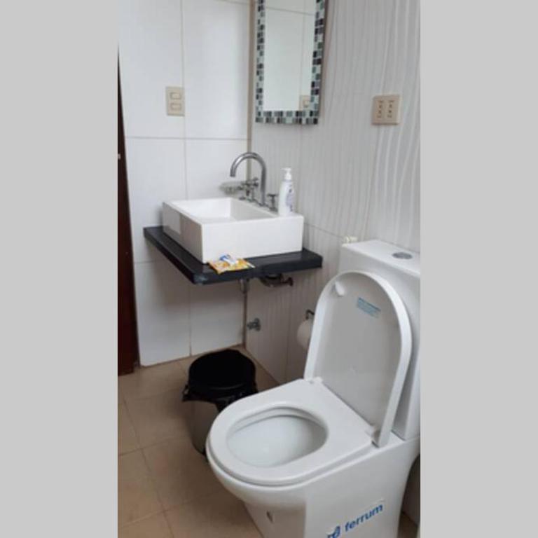 Moderno Departamento Céntrico c/ Wifi Empresarial - Apartamento de 3 dormitorios - 5