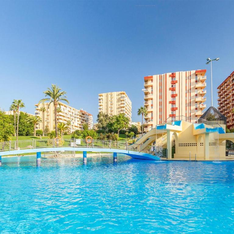 Beautiful Apartment In Benalmadena - Apartamento de 1 dormitorio - 9