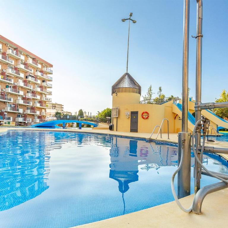 Beautiful Apartment In Benalmadena - Apartamento de 1 dormitorio - 12