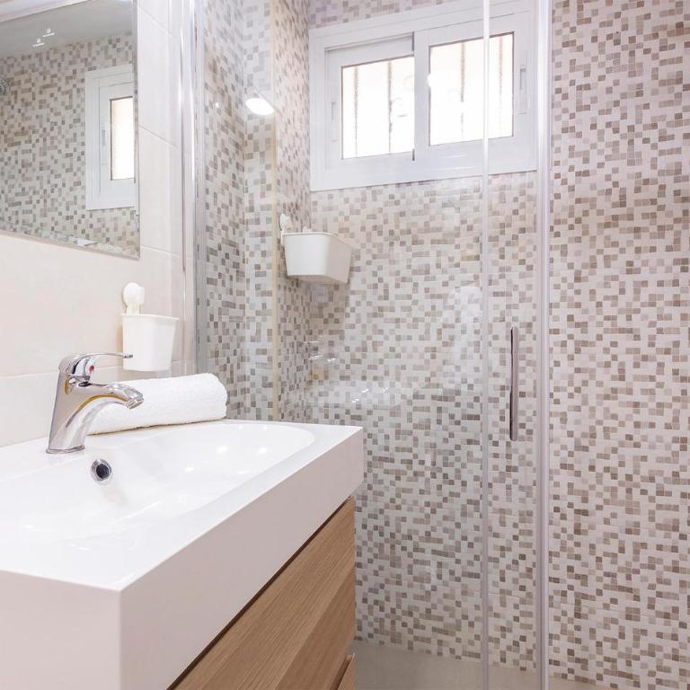Beautiful Apartment In Benalmadena - Apartamento de 1 dormitorio - 23