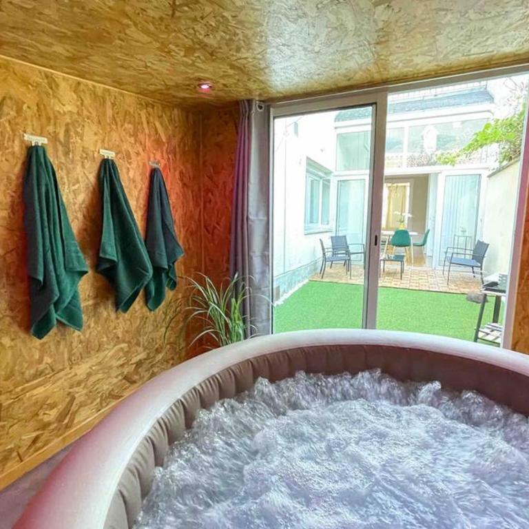 SPA - 4 Pers - NETFLIX - Gare - Parking - Apartment - Ground Floor - 2