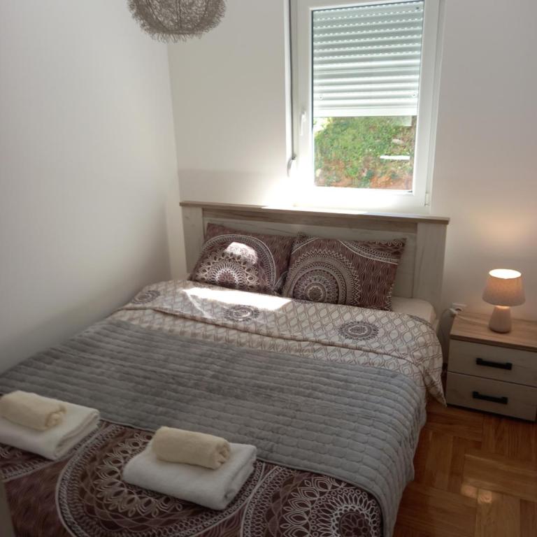 Leonora & Free Parking - One-Bedroom Apartment - 16