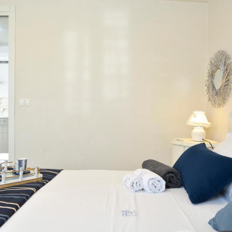 CASA con ACCESSO AL MARE - Apartment - 79
