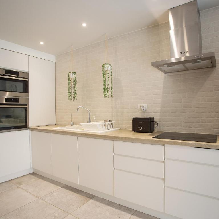 Modern 3 Bedroom Duplex Adeje City Center Wifi - Casa de 3 dormitorios - 3