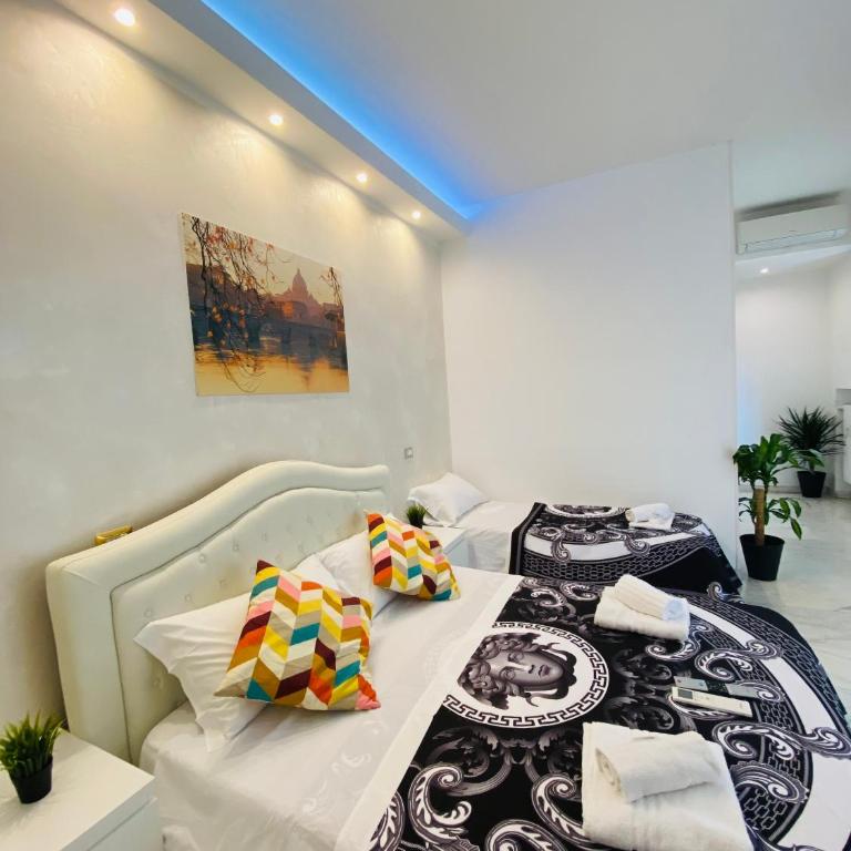 Santa Maria Accommodation - Deluxe Quadruple Room - 13