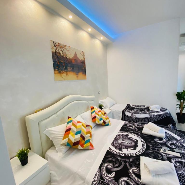 Santa Maria Accommodation - Deluxe Triple Room - 20