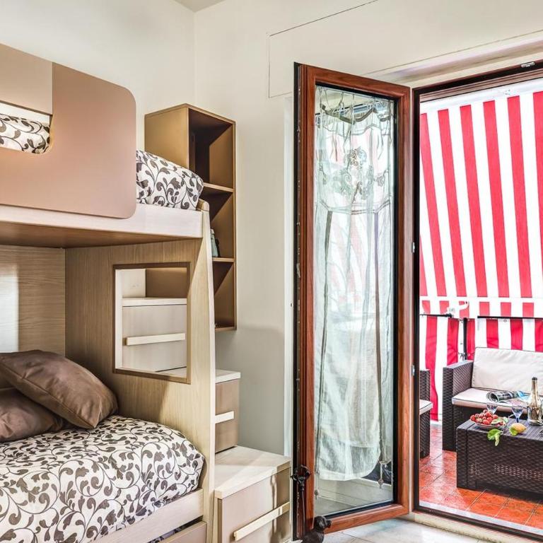 At Home Sorrento - Appartamento con 2 Camere da Letto - 3
