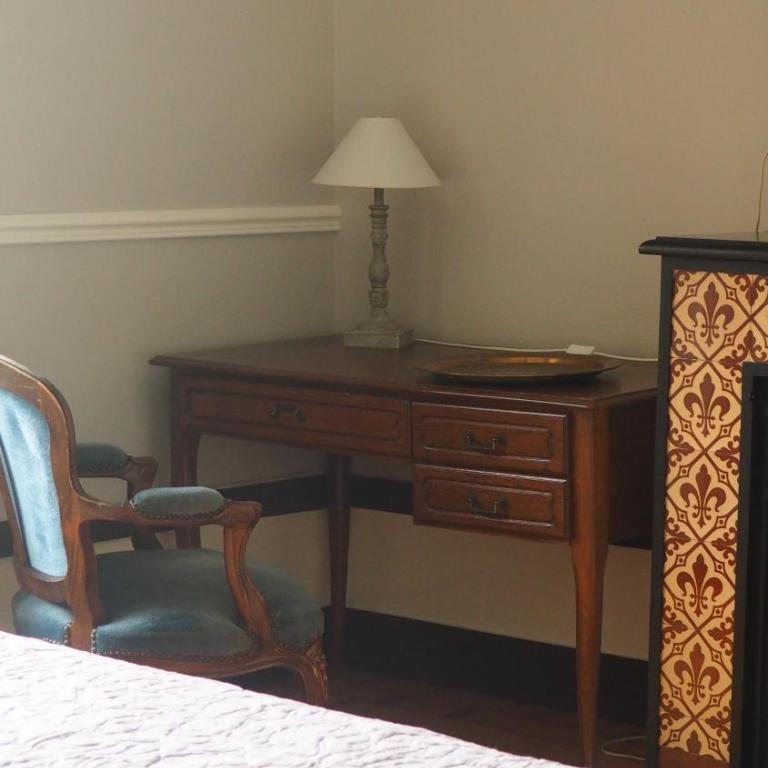 La Garenne de Morestel - Chambre Double avec Salle de Bains Privative - 4