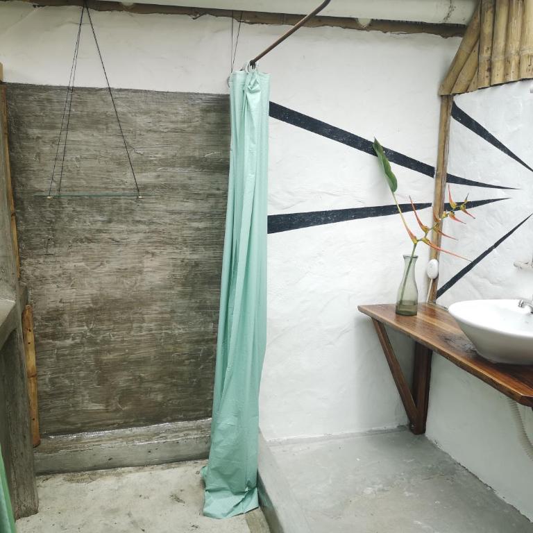 Maracumbo Lodge - Standard Double Room with Fan - 5