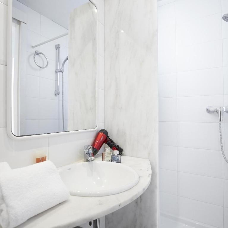 Apartamentos Calvet - One-bedroom Loft Apartment - 7