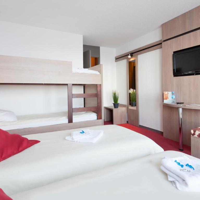 Hôtel Club MMV Les Mélèzes - Chambre Quadruple - 2
