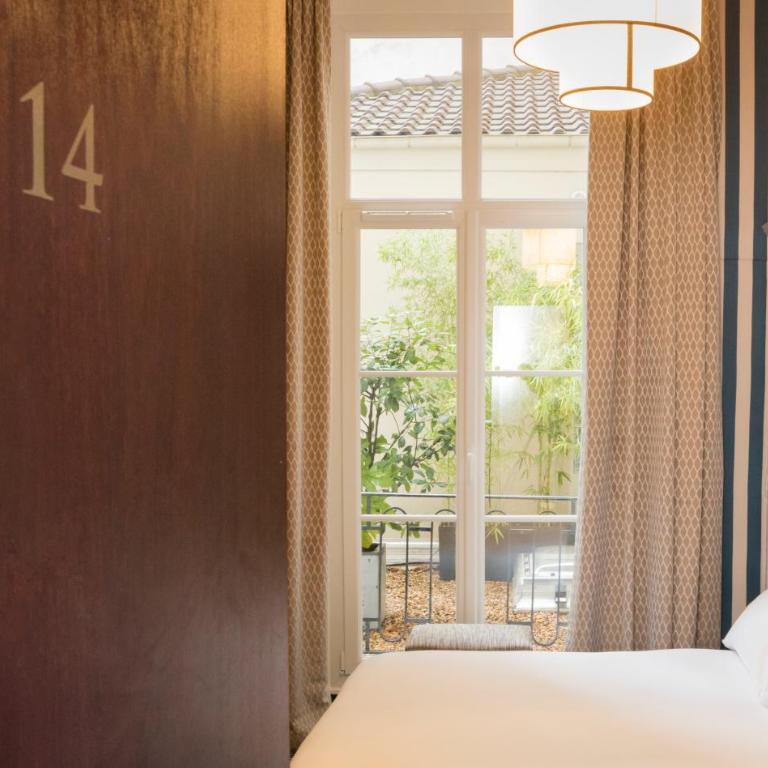 Hôtel Saint Germain - Classic Doppelzimmer mit Badewanne - 15