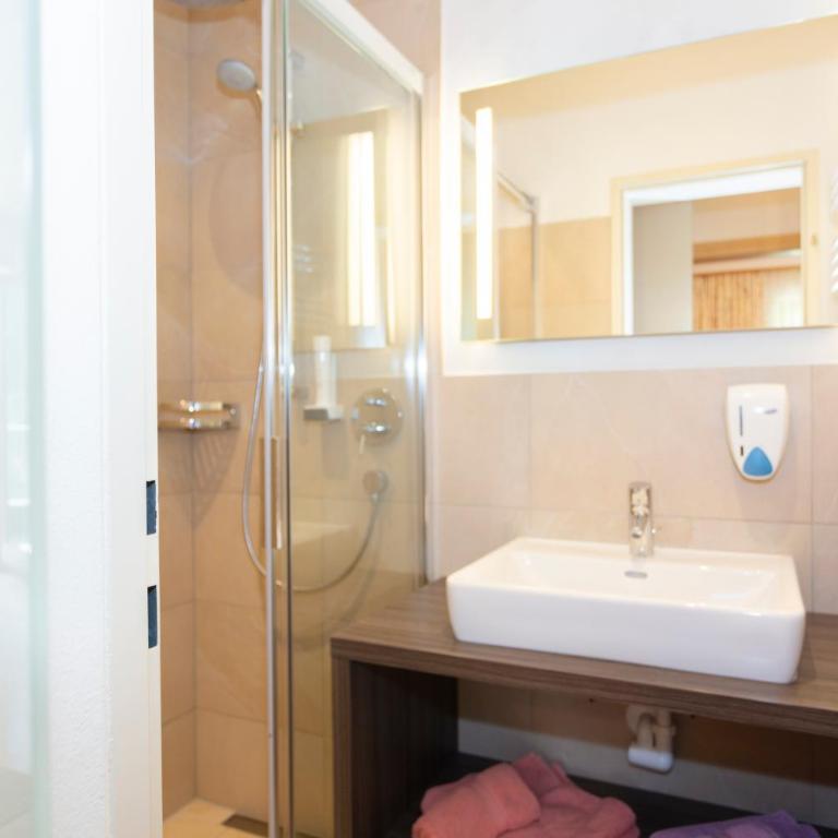 Appartement Schöne Aussicht - Apartment mit 1 Schlafzimmer und Balkon - 1