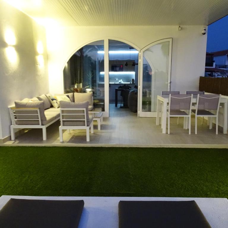Las Americas Luxury Low-Cost Apartment with Terrace & Views - Apartamento de 1 dormitorio - 42