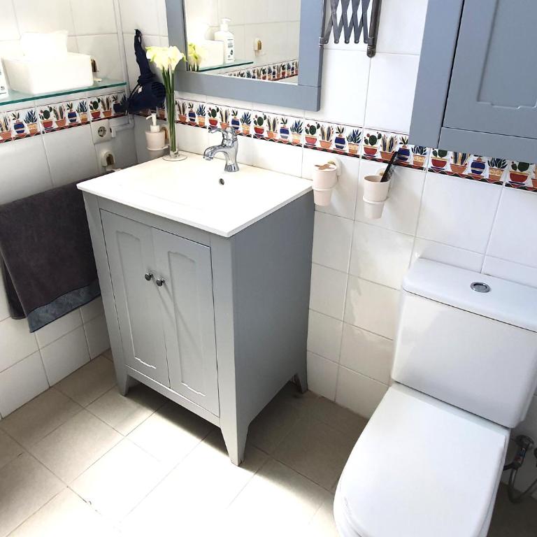 Beachfront Studio Apartment Marbella center Neptuno building Tenth Floor - Estudio - 10