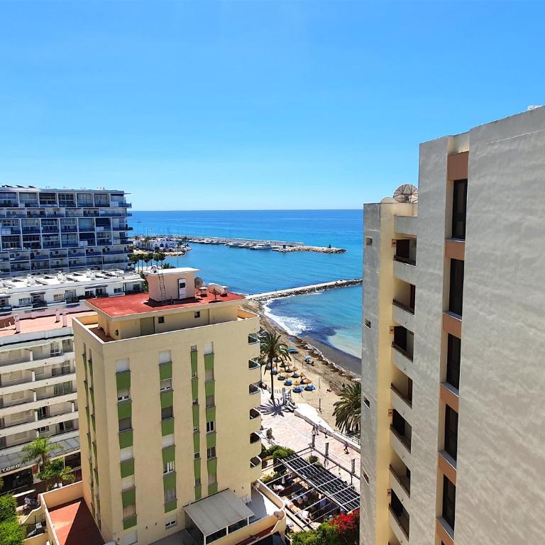 Beachfront Studio Apartment Marbella center Neptuno building Tenth Floor - Estudio - 19