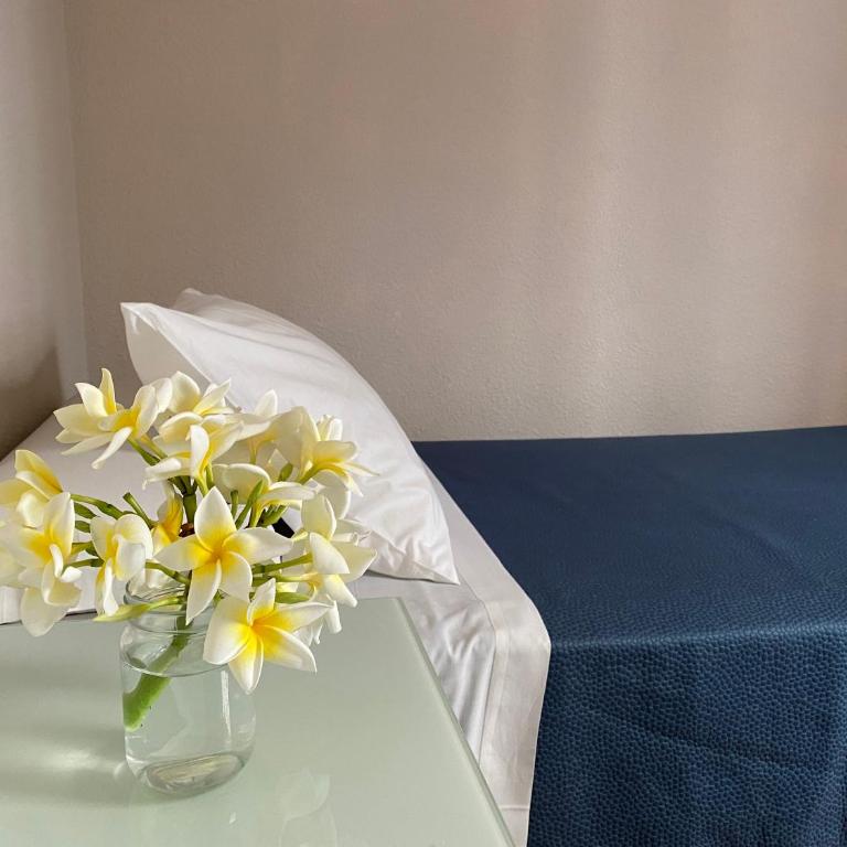 Hostal Moscatel - Twin Room - 4