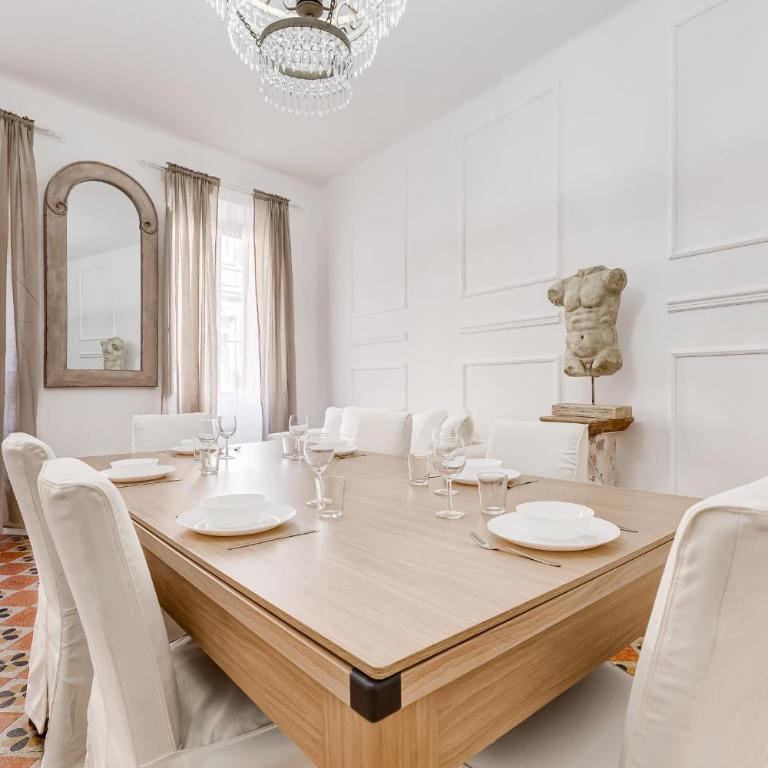 SPANISH SQUARE - RomeDreamHome - Appartamento con 2 Camere da Letto - 72