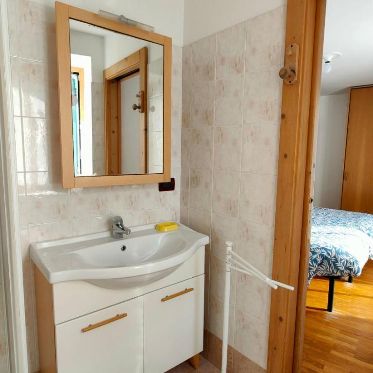 CASA EMMA - Four-Bedroom House - 14