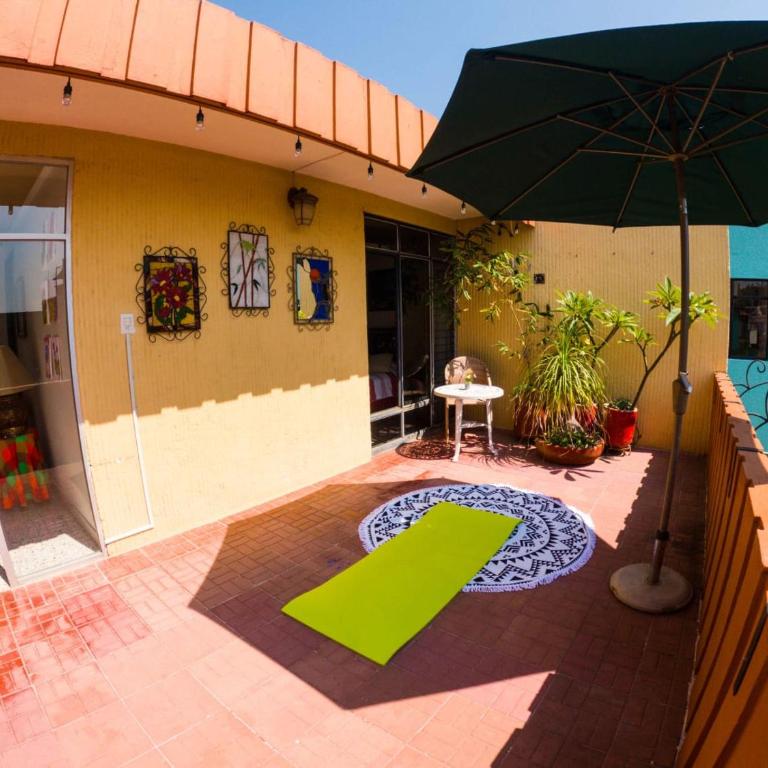 Casa de las Palmas Guest House - Single Room with Terrace - 7