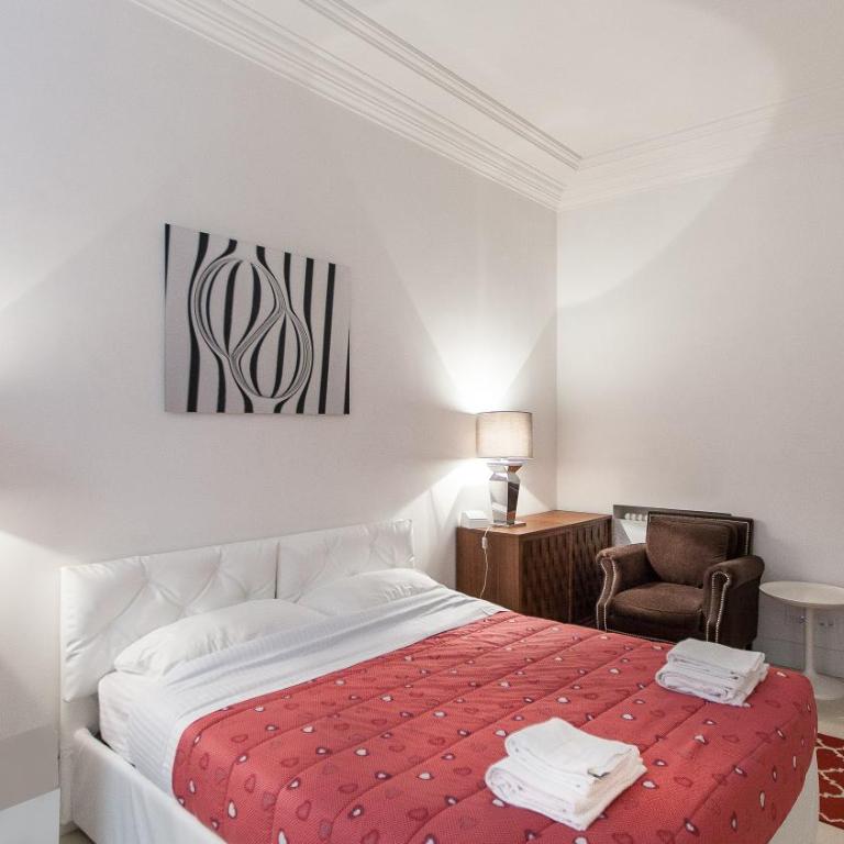 Pantheon Exclusive-Rental in Rome - Two-Bedroom Apartment - 15