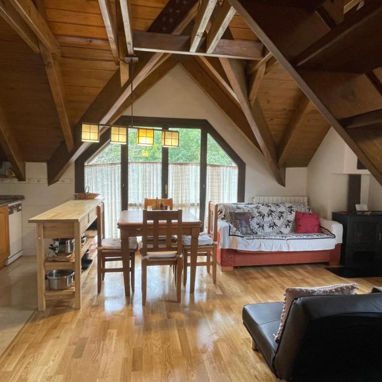 S01 - Edif. Kasares IV - Villmor - Appartement 3 Chambres - 8