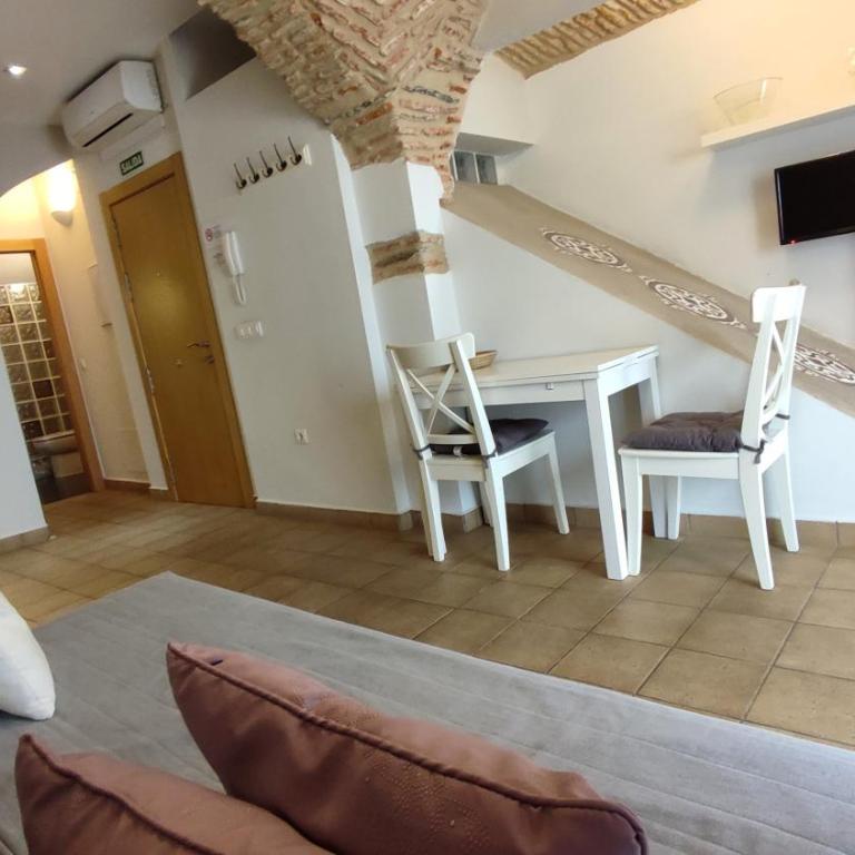 Apartamentos Turísticos ENCANTO - Apartamento Estudio con balcón - 14