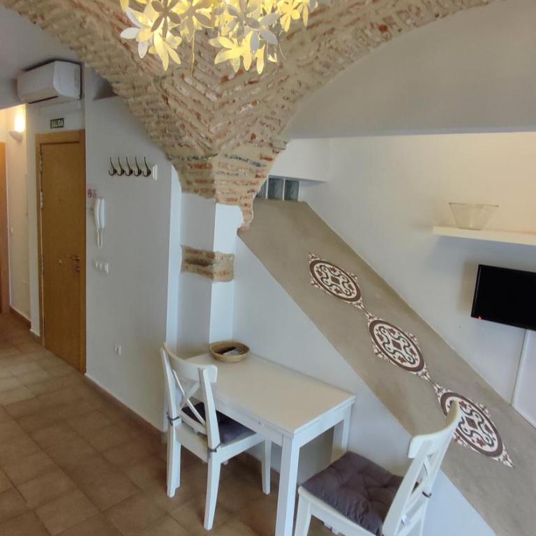 Apartamentos Turísticos ENCANTO - Apartamento Estudio con balcón - 19