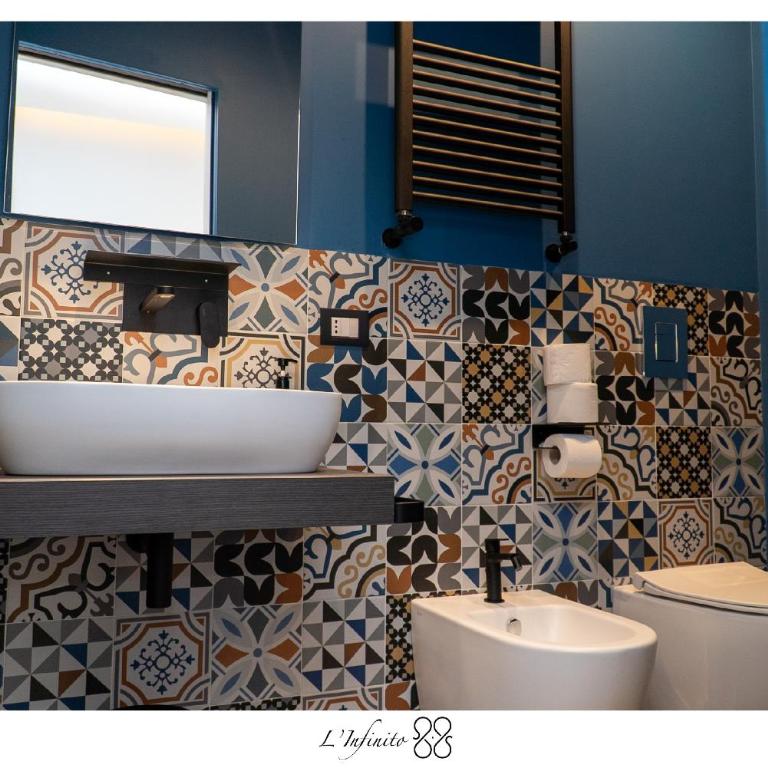 L'Infinito 88 Charmant Rooms - Camera Tripla Deluxe - 2