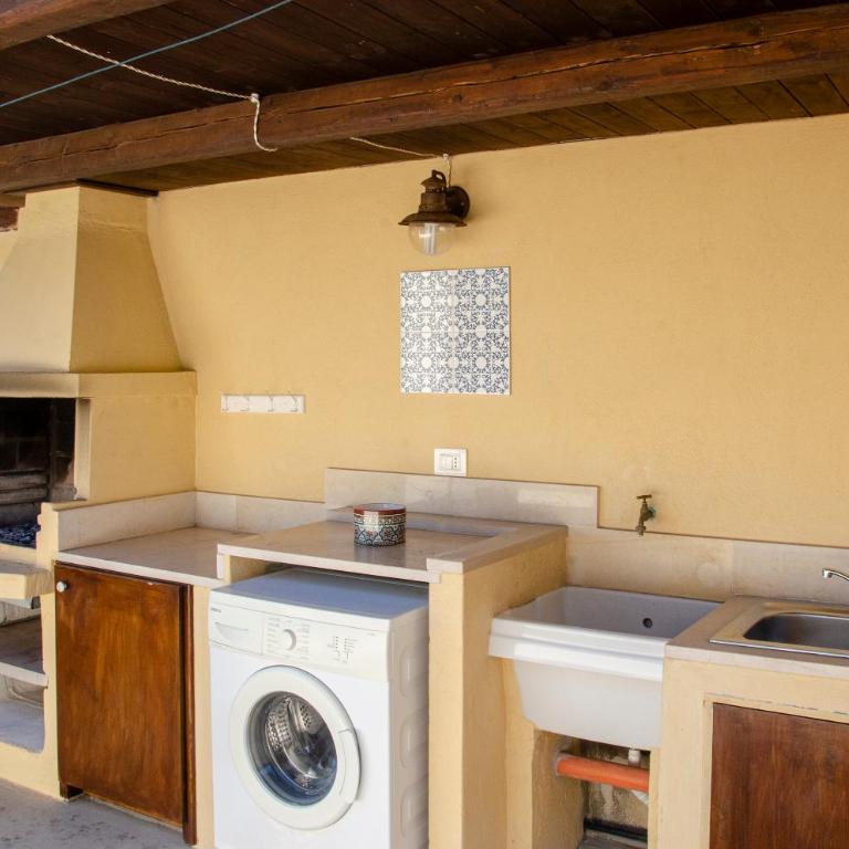 Villa la Tonnara CaseSicule, Private Villa far 50 m from the Sand Beach - Casa Vacanze con 3 Camere da Letto - 28