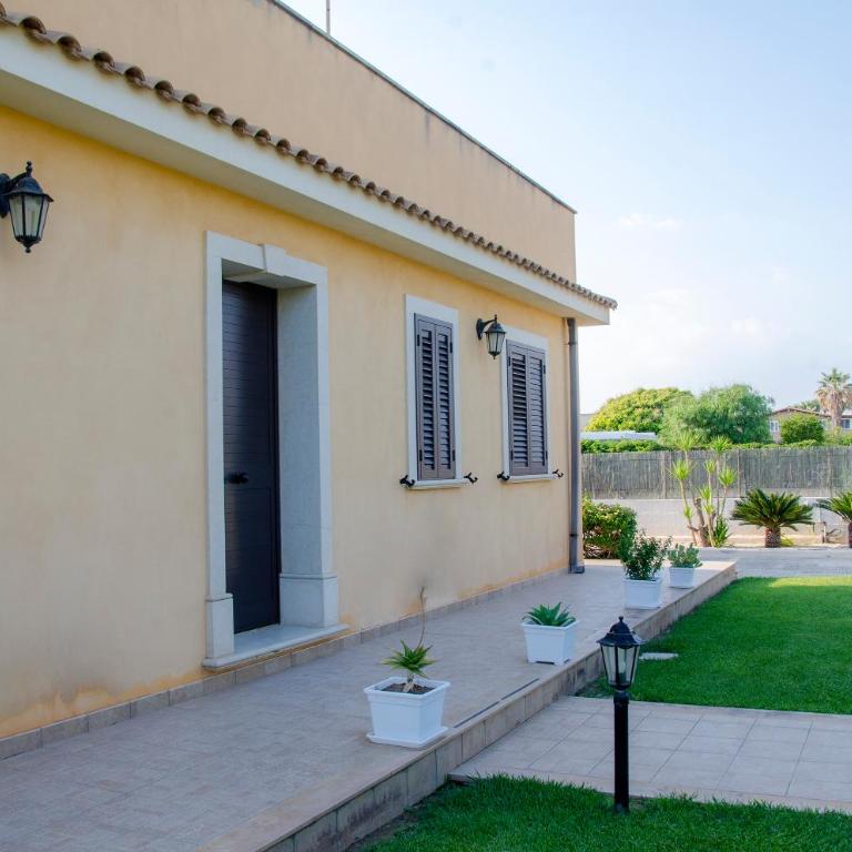 Villa la Tonnara CaseSicule, Private Villa far 50 m from the Sand Beach - Casa Vacanze con 3 Camere da Letto - 32