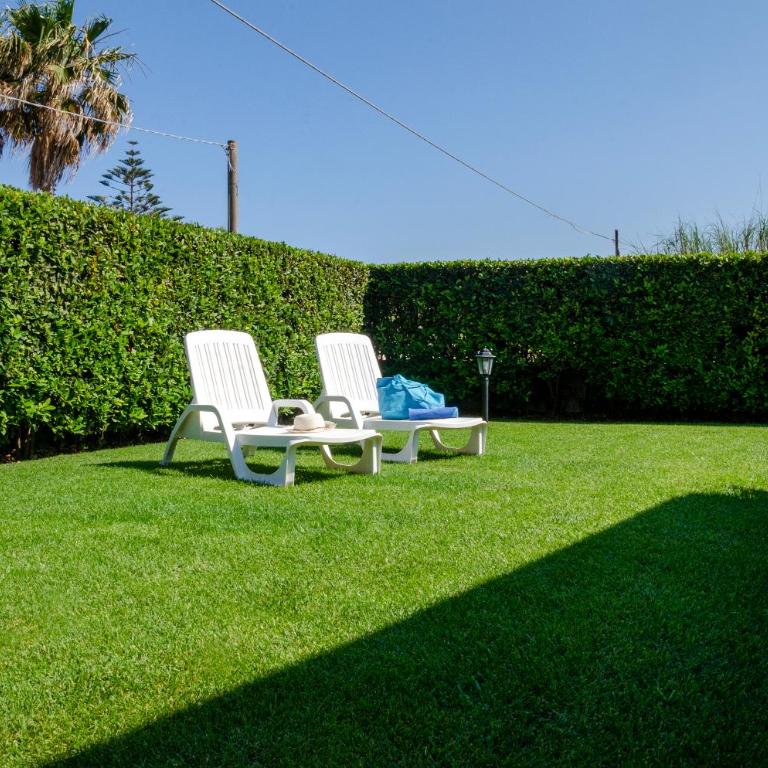 Villa la Tonnara CaseSicule, Private Villa far 50 m from the Sand Beach - Casa Vacanze con 3 Camere da Letto - 54