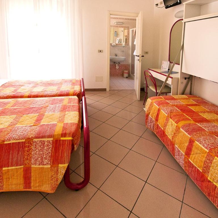 Hotel Radar - Camera Tripla - 5