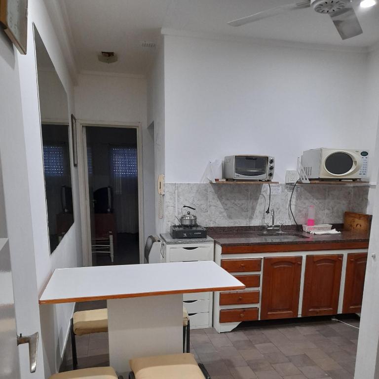 Depto Avellaneda "B" Zona Güemes, Mar del Plata - Apartamento de 1 dormitorio - 13