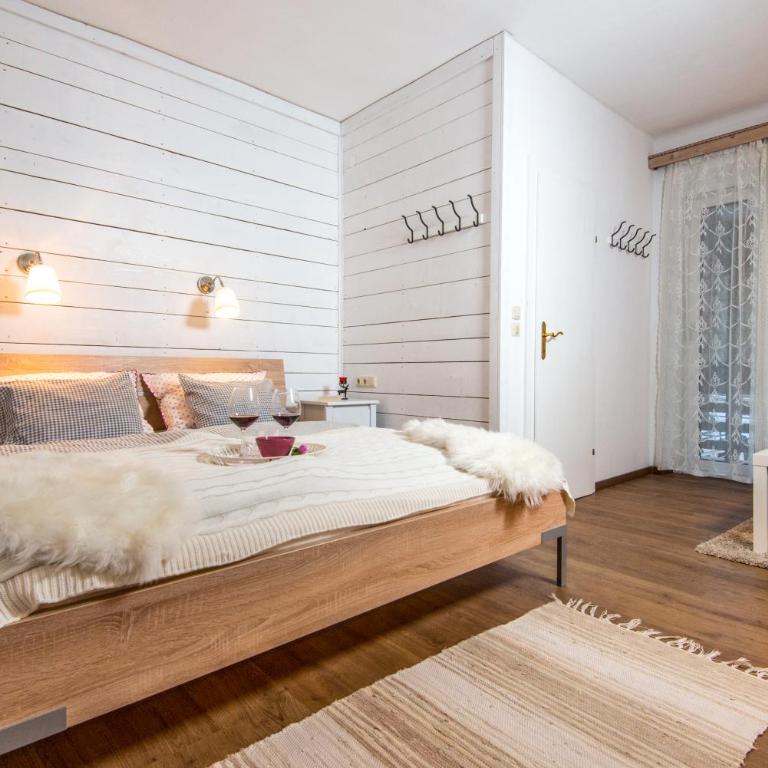 Haus Emma - Apartment mit 1 Schlafzimmer und Balkon - 1