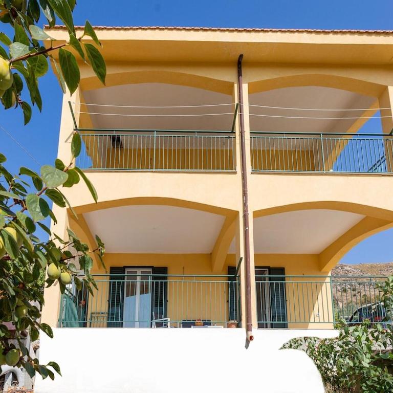Family-Friendly Sicily Stay - Villa con 2 Camere da Letto - 1