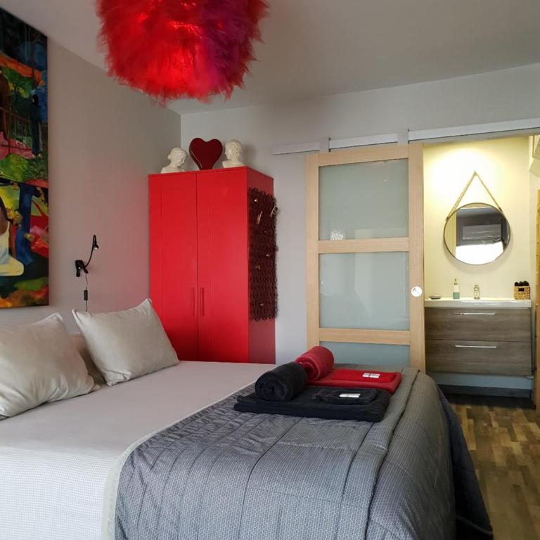 1 Chambre, 1 P'tit dèj', 1 Sourire - Chambre Double avec Salle de Bains Privative et Loggia - 28