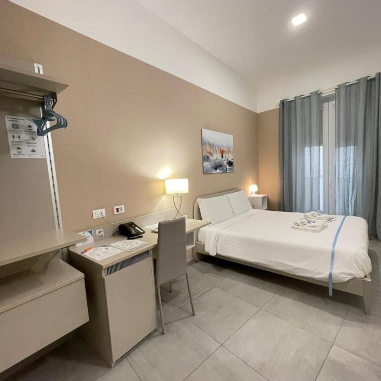 Le Quattro Stagioni - Rooms & Suites - Standard Double Room - 6