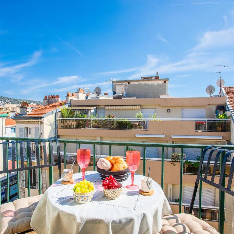 LE FOCH AP4244 By Riviera Holiday Homes - Appartement 2 Chambres - 27